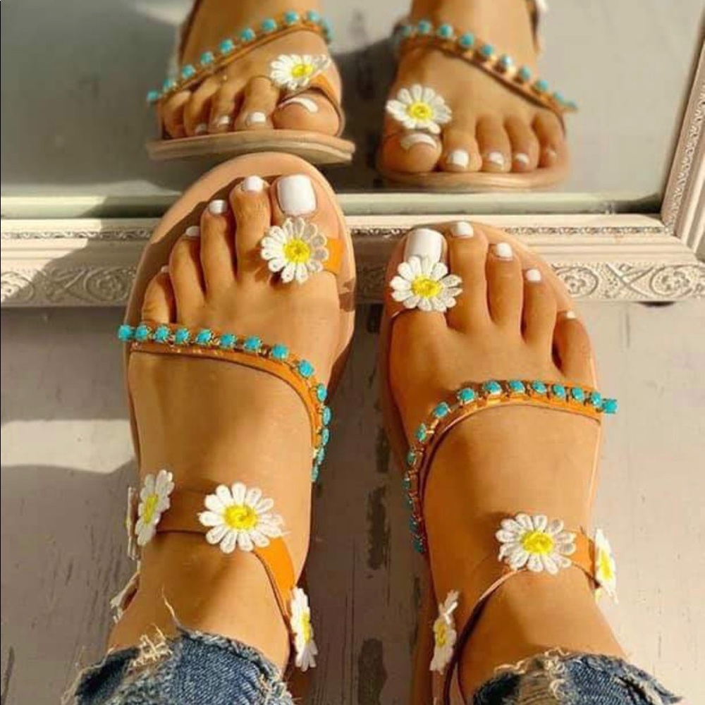 New flower sandals